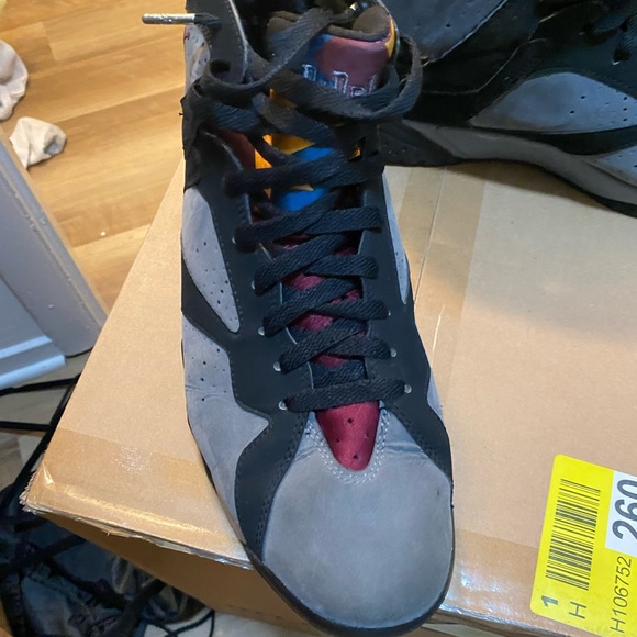 Retro 7’s Bordeaux - Picture 7 of 7